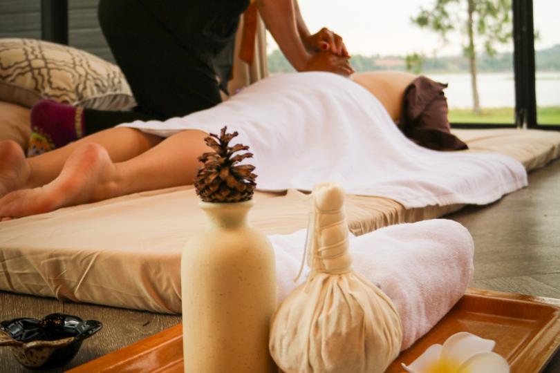 wellness spa Wang Nam Khiao, nature-inspired spa Thailand, lakeside relaxation retreat